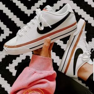 Nike COURT LEGACY SNEAKERS